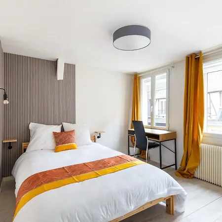 Maison Hyper Centre - Patio - Tv 4k - Wifi-fibre - 4 - Machine à Laver - Sèche Linge - Lave Vaisselle - Confort - Spacieux Appartement *