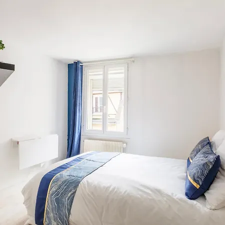 Appartement Maison Hyper Centre - Patio - Tv 4k - Wifi-fibre - 4 - Machine à Laver - Sèche Linge - Lave Vaisselle - Confort - Spacieux *